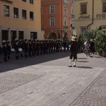 28. …perfino quelli della Lega dei «tiratori scelti» (Schützen). del Sud Tirolo