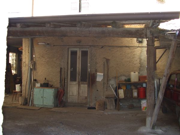 40. Sottochiesa..spaccato di abitazione