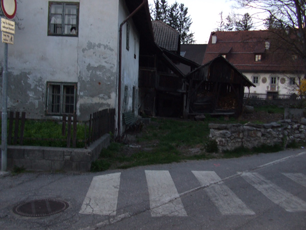 65. Qui costruivo le mie capanne e i miei sogni